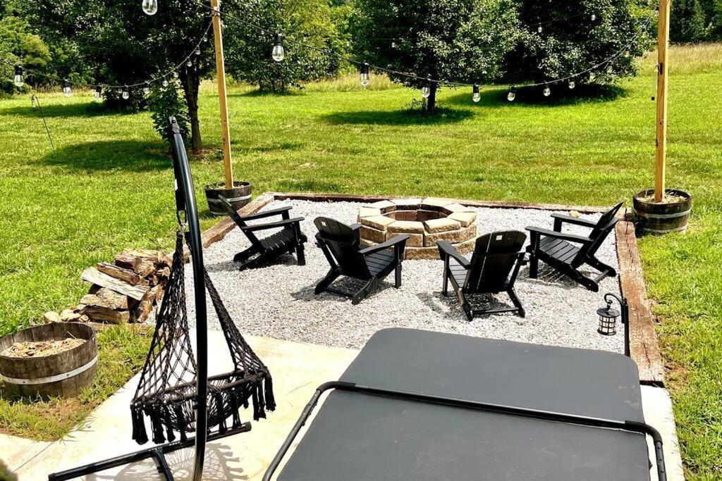 #4 Kentucky Bourbon Trail Bourbon Barrel Cottages Lawrenceburg Εξωτερικό φωτογραφία