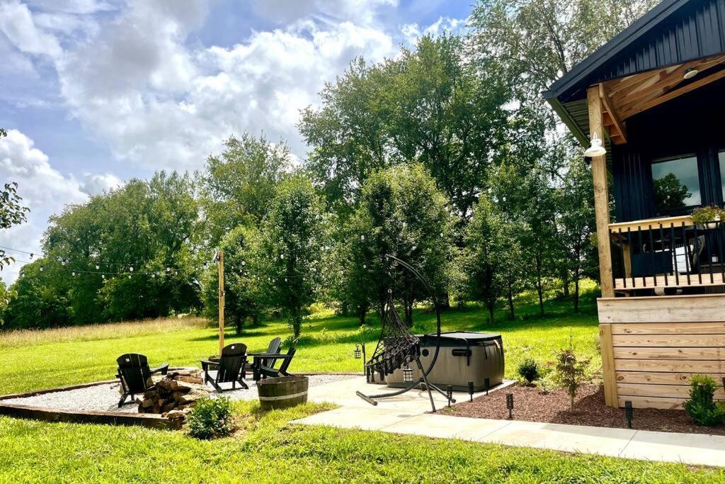 #4 Kentucky Bourbon Trail Bourbon Barrel Cottages Lawrenceburg Εξωτερικό φωτογραφία